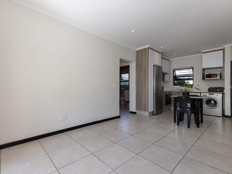 A WELL- POSITIONED GROUND FLOOR UNIT IN SOUGHT AFTER MONTEGO - Photo 8