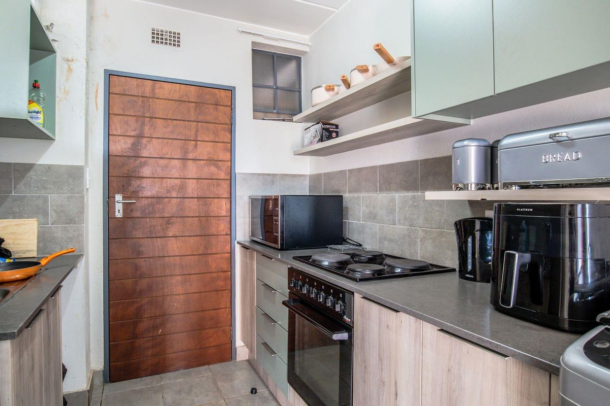 Two Bedrooms Apartment for sale in Lotus Gardens - Photo 2