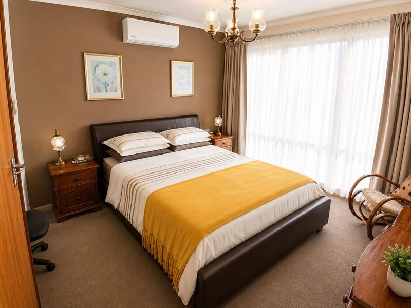 Charming 3-Bedroom Home - Photo 10