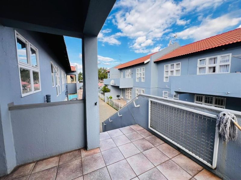 Apartment For Sale in New Redruth, Alberton - Photo 4