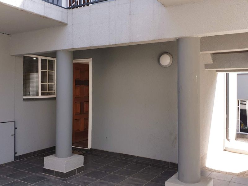 Lovely Income Earning Investment opportunity- Ground floor Apartment - Photo 6