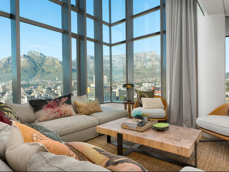 Penthouse Perfection with World Class Views - Photo 6