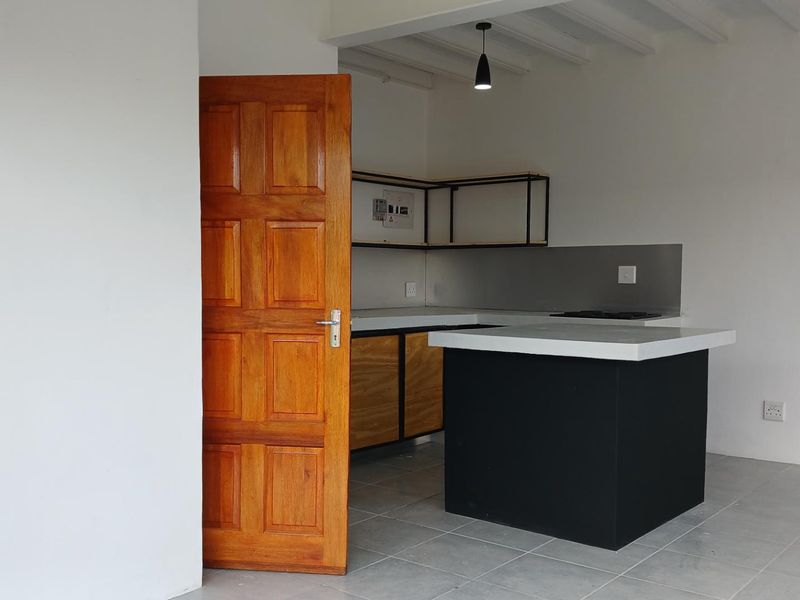 Lovely 2 Bed Garden Cottage to Let in Hurlingham Manor - Photo 8