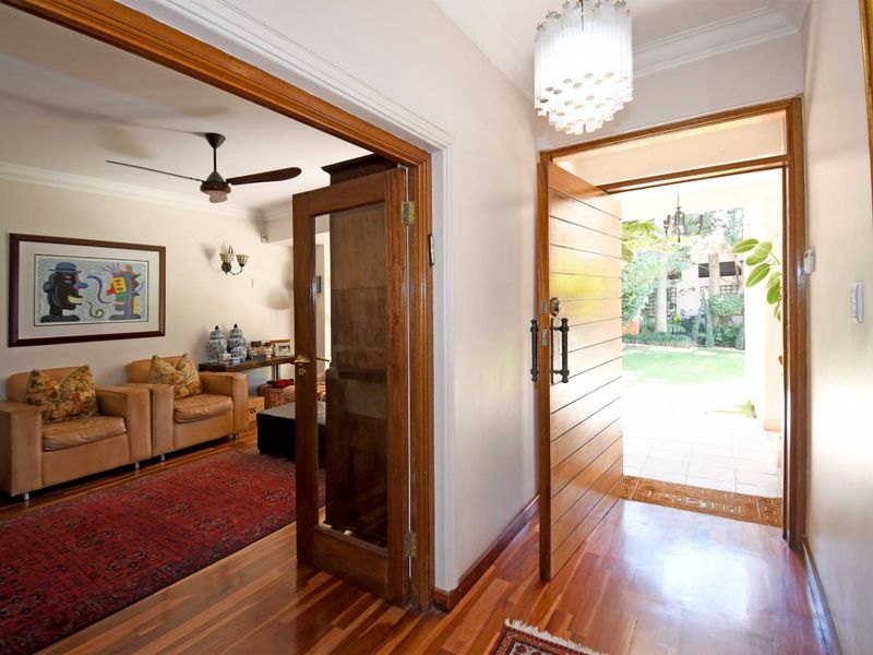 Spacious family home in ultra secure complex with full back up water and power - Photo 7