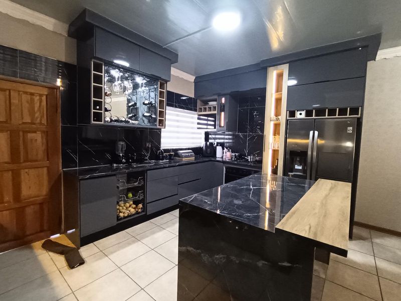 Beautiful newly renovated duet in langenhovenpark - Photo 3