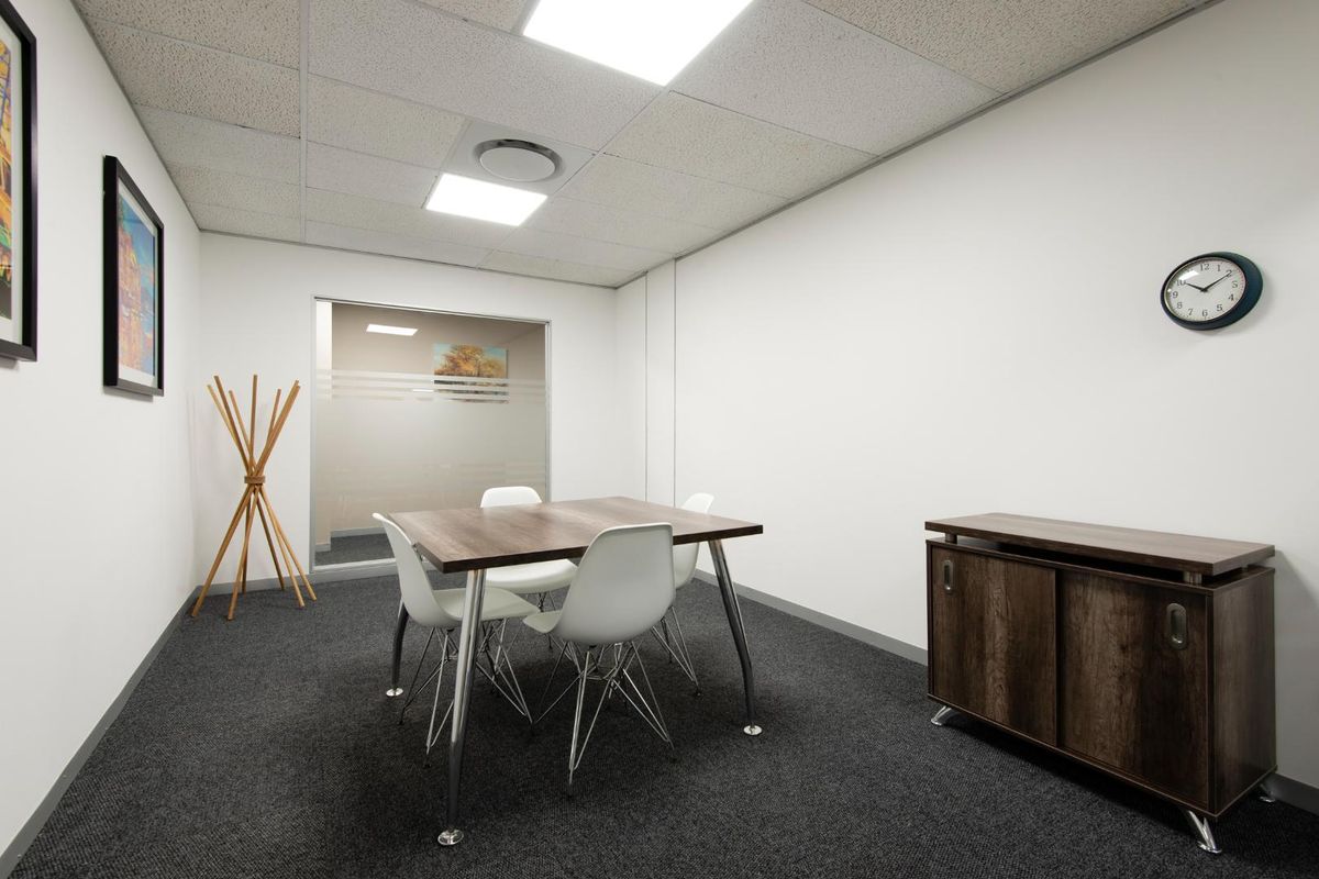 Flexible coworking memberships in Regus Paarl - Photo 4