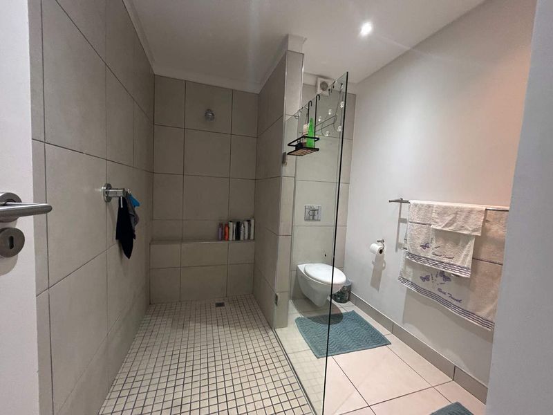 2 Bedroom unit in Omeya Village with exquisite views - Photo 7