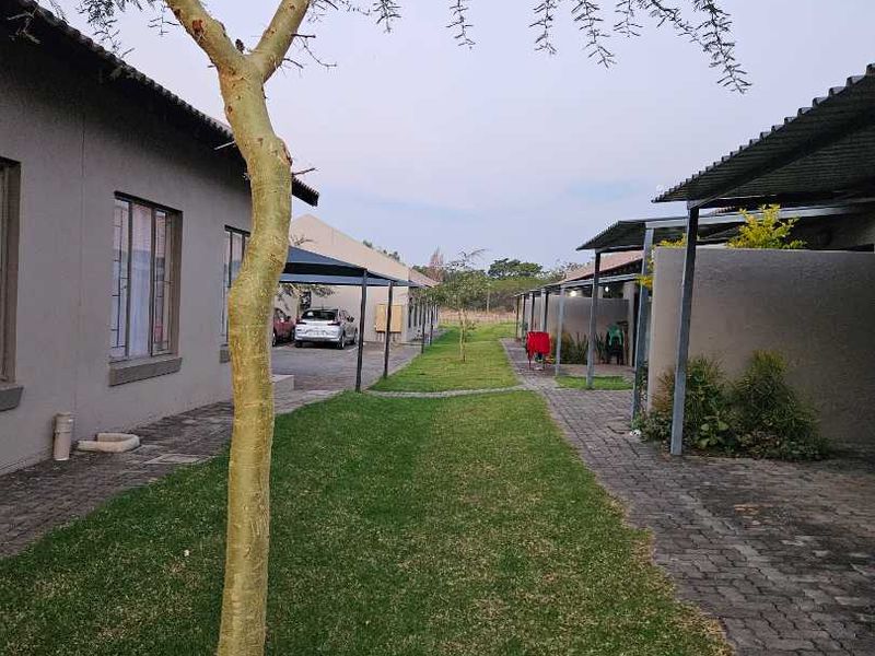 beautiful 2 bedroom town house for sale - Photo 3