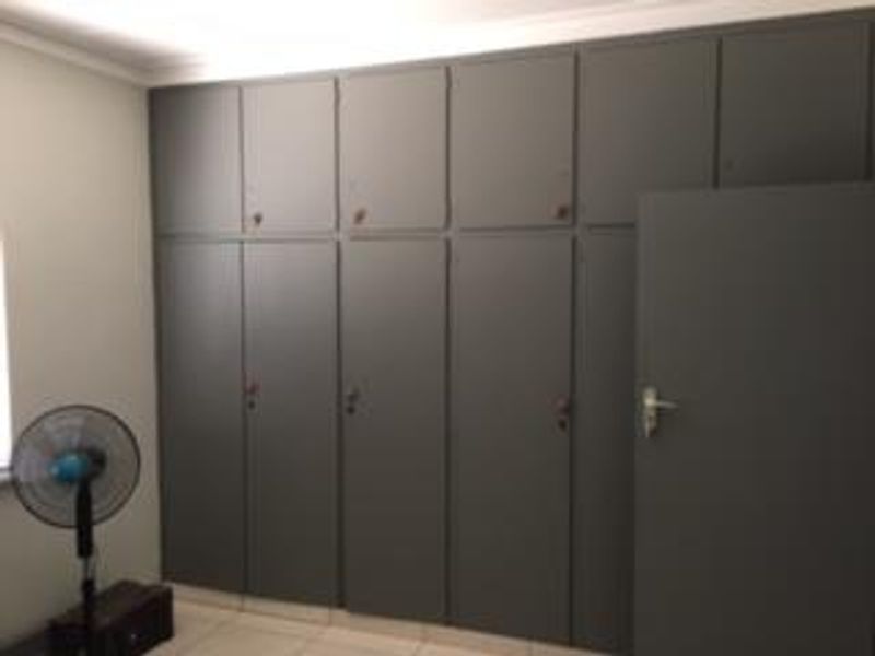 RESIDENTIAL PREMISES IN THE CENTRE OF KLEIN WINDHOEK BUSINESS AREA, OFF SAM NUYOMA DRIVE!! - Photo 8
