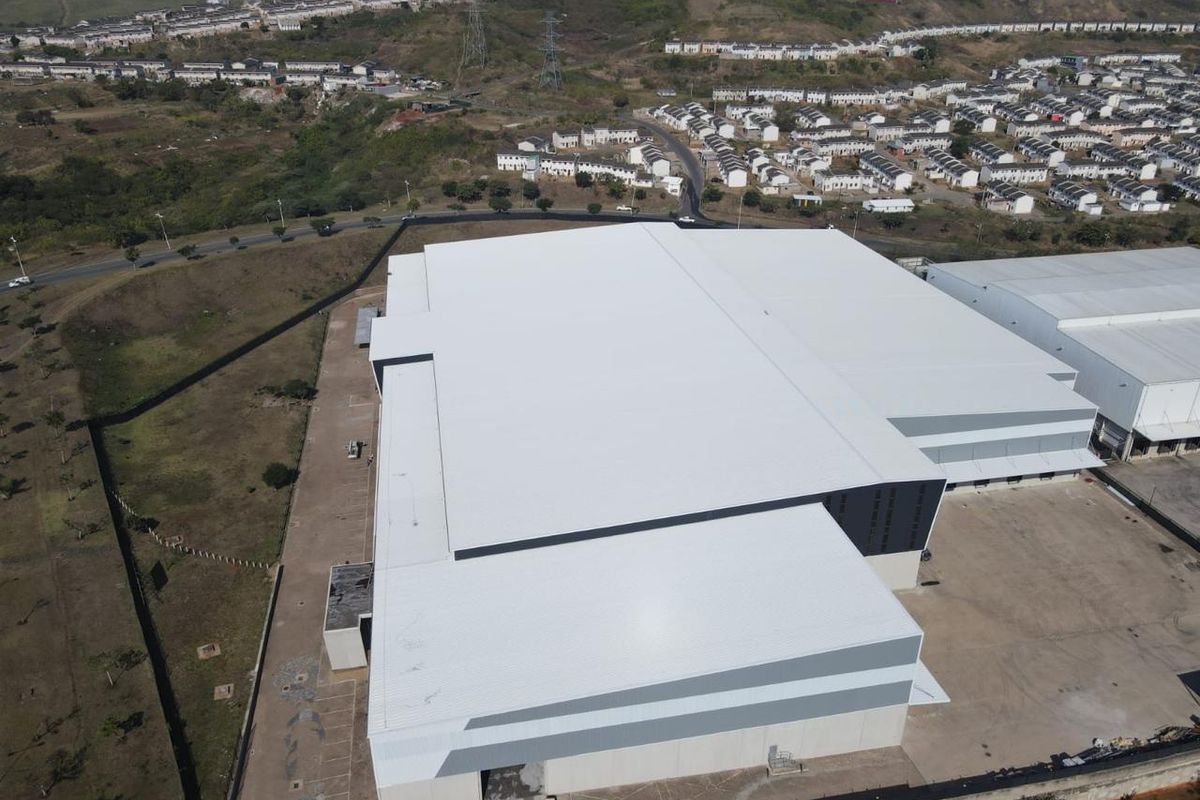 Hendra - Prime 23 000m2 Warehouse For Sale – Cornubia - Photo 3