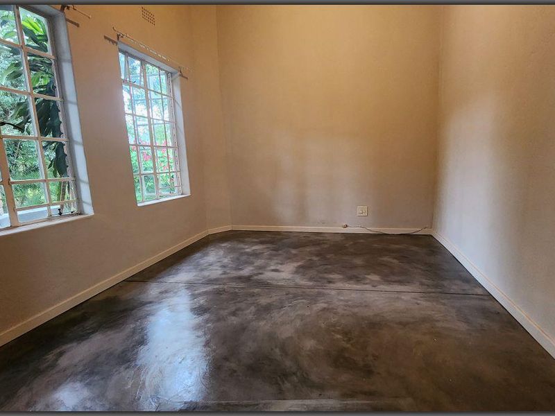 Newly renovated 4-Bedroom family home to rent on private, secure, lifestyle farm - Photo 6