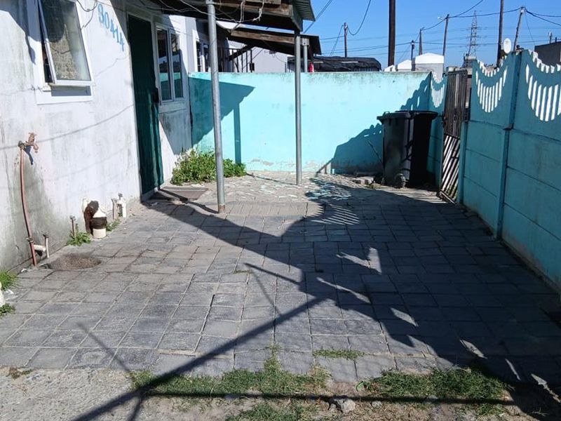 Stunning Entry-Level Property in Blackheath - R360,000 - Photo 6