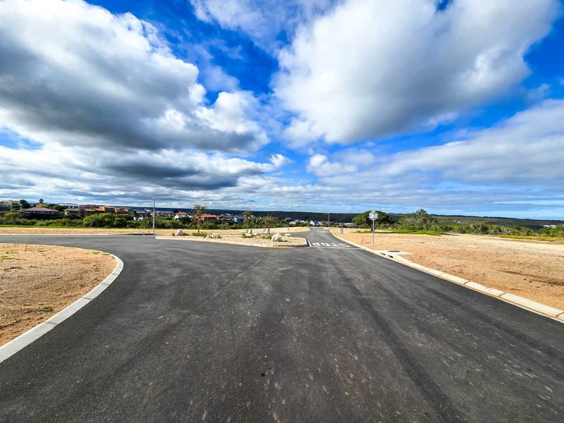 Now is you chance - make your real estate dream a reality! - Photo 6