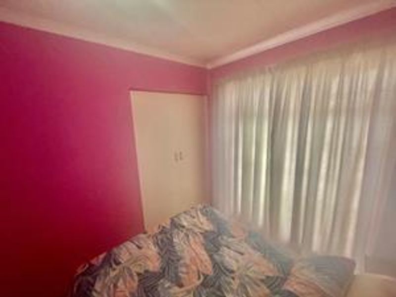 Prime Location: 3-Bed Simplex in Birch Acres at only R880k - Photo 10