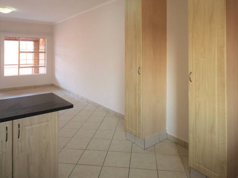 Loadshedding-Free Area! - Photo 5