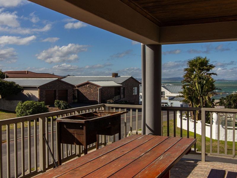 Location Location Location - Photo 5