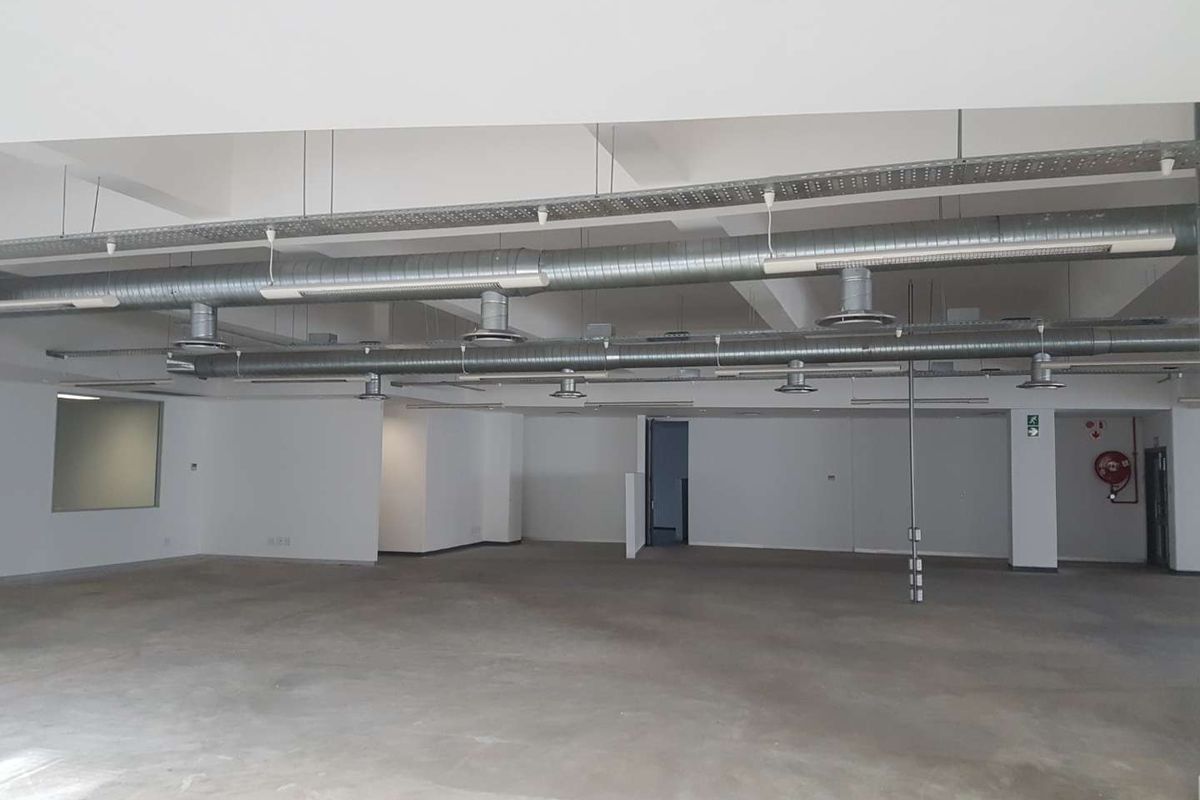 Spacious and Inviting Office Space available - Photo 4