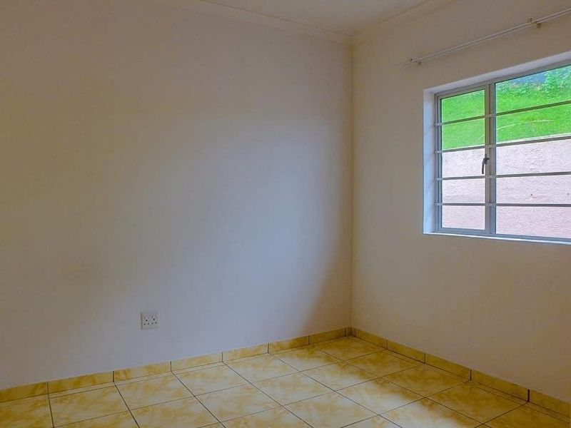 3 bedrooms Townhouse in Anerley - Photo 9