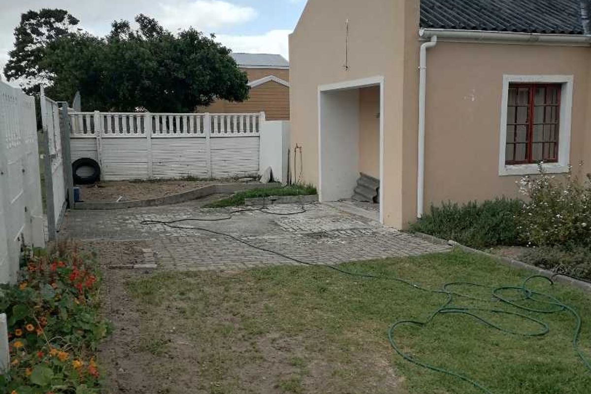 3 Bedroom house - Kleinmond - Photo 4