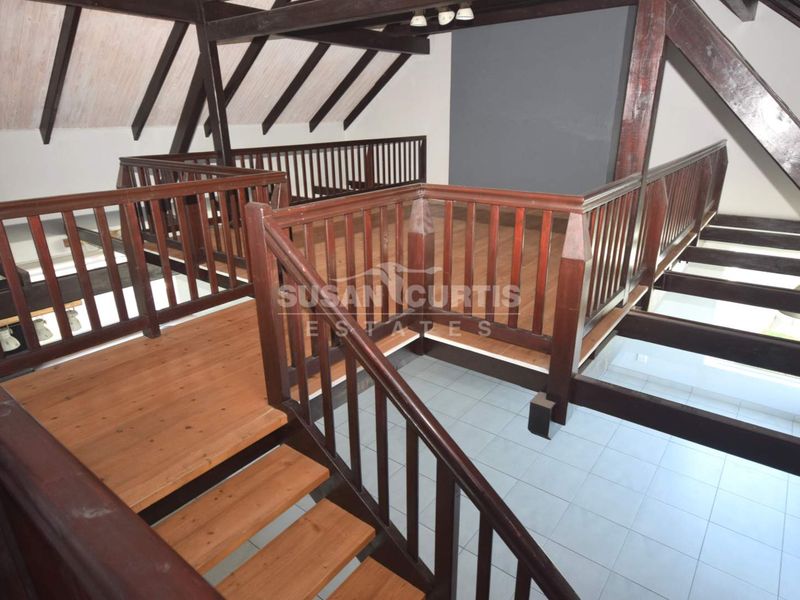 Spaciouse family house with a flat and washroom - Photo 10