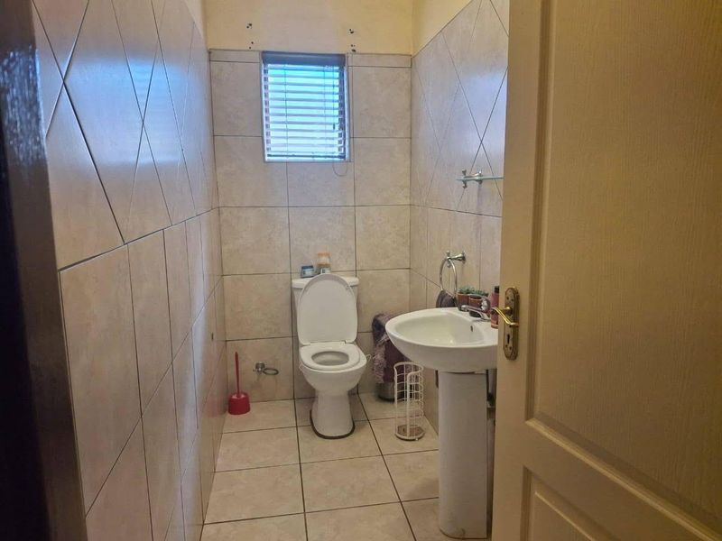 Double Storey House For Sale - Photo 7