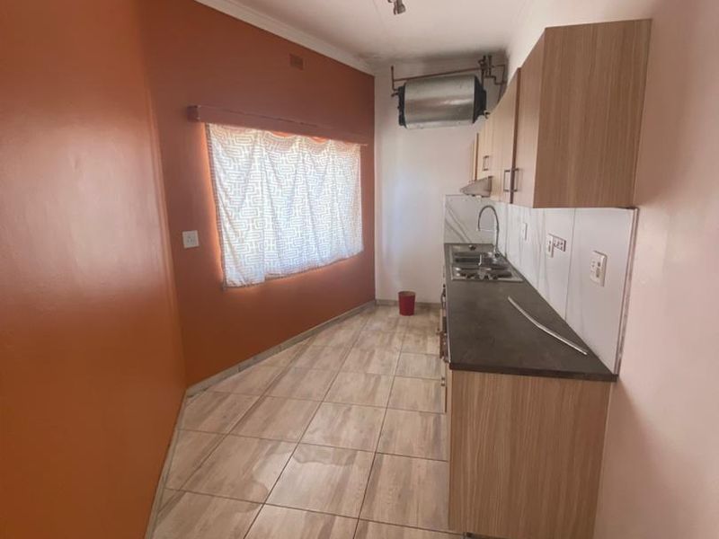 🌇 Prime Commercial Investment – Eros, Windhoek - Photo 10