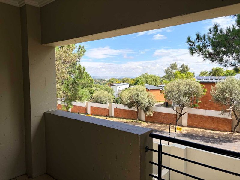 Beautiful 2 Bedroom Apartment in Excellent Estate - Photo 8