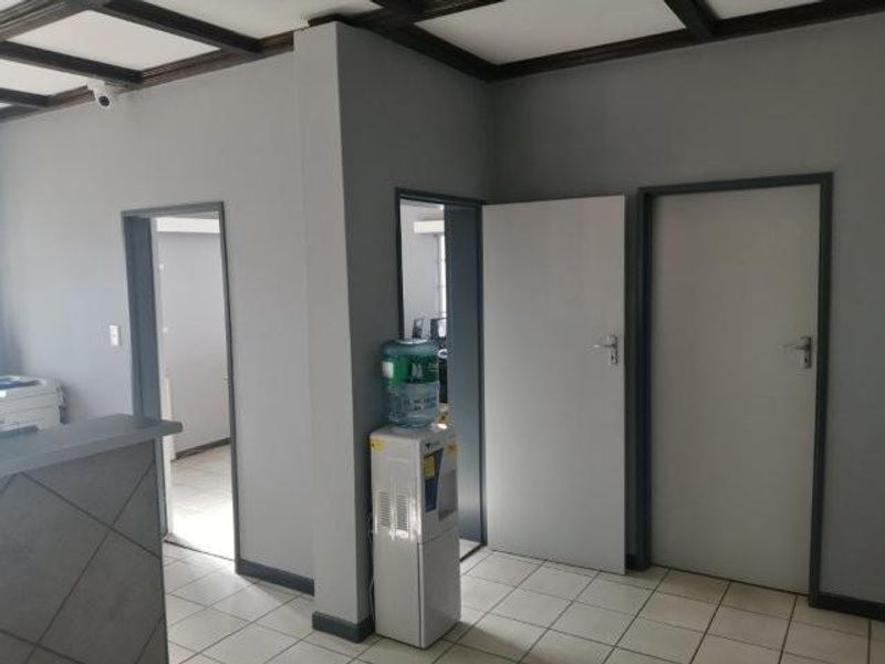 Industrial Facility To Let | Lafrenz | Immediate Occupation - Photo 8