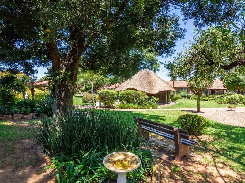 Retirement village for independent seniors - Photo 10