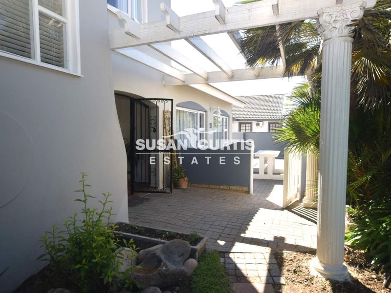 5 BEDROOM DOUBLE STOREY HOUSE IN HAGE HEIGHT, SWAKOPMUND FOR SALE - Photo 6