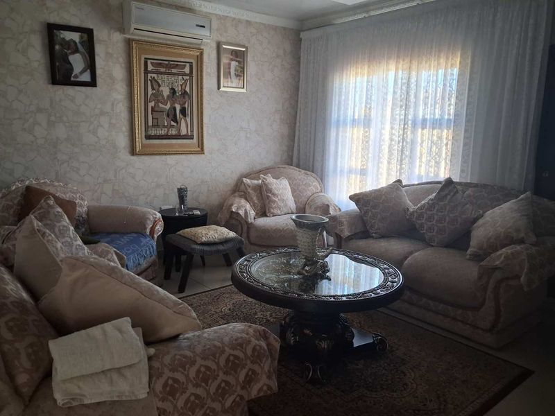 3 Bedroom House For Sale in Vanderbijlpark CE7 - Photo 6