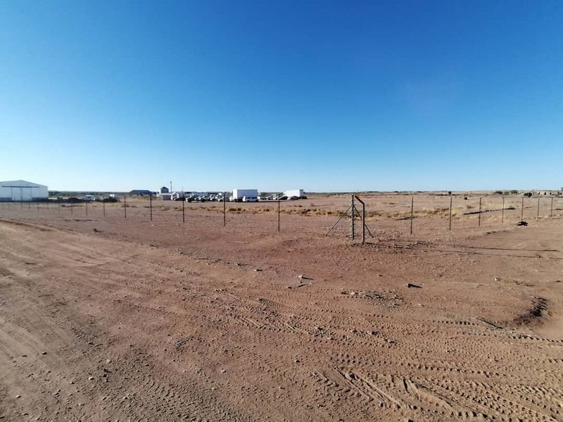 INDUSTRIAL PROPERTY WITH POSSIBILLITIES FOR SALE IN MARIENTAL - Photo 5