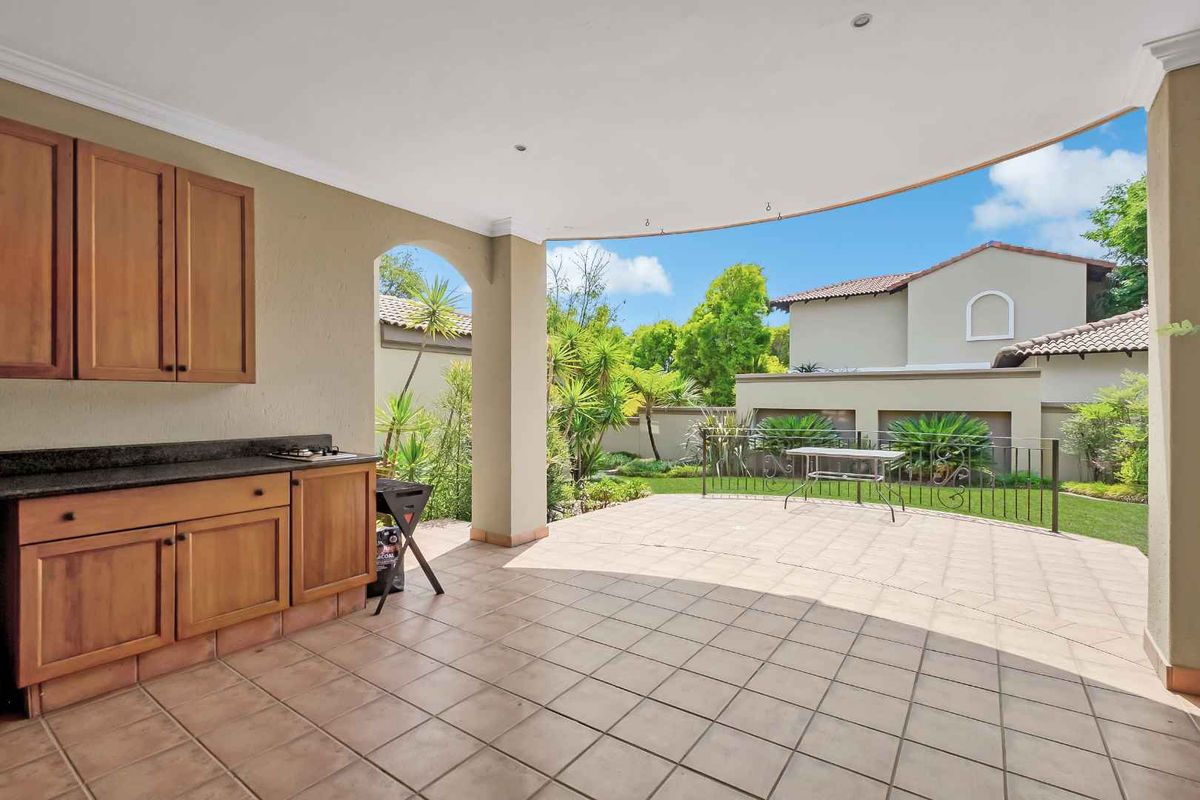 BEAUTIFUL 3 BEDROOM HOUSE FOR SALE IN DAINFERN RIDGE - Photo 5