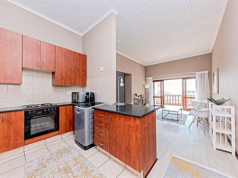 Two Bedroom One Bathroom in the heart of Paulshof - Photo 7