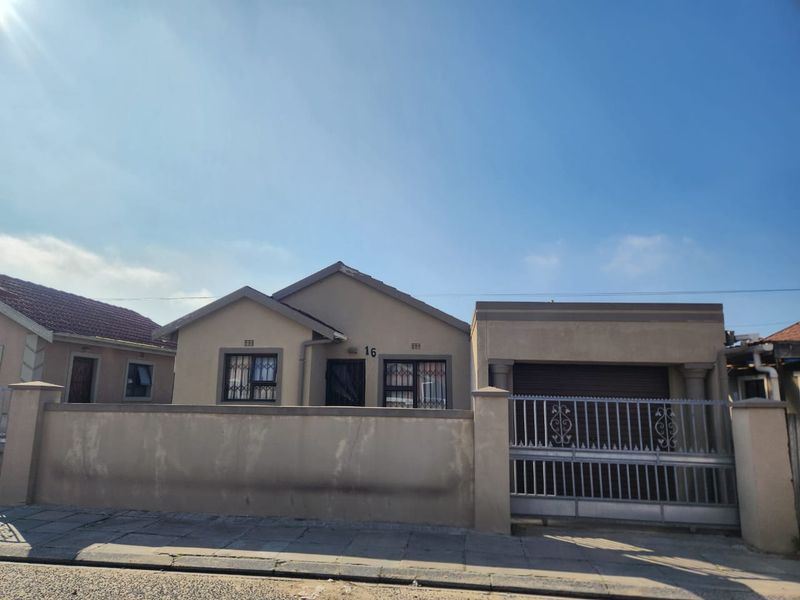 Family Home with Income-Generating Flats - Photo 1
