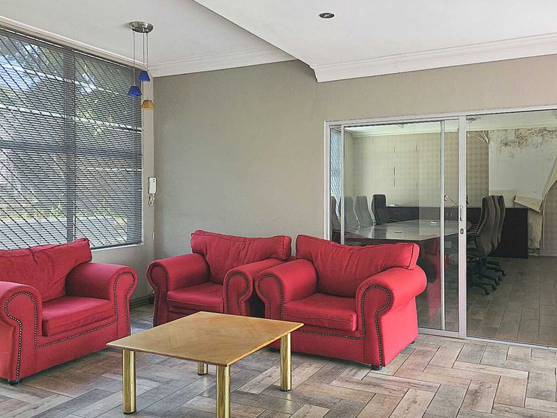 Prime Commercial Space For Your New Head Office in Perfect Location Close To Melrose Arch - Photo 5