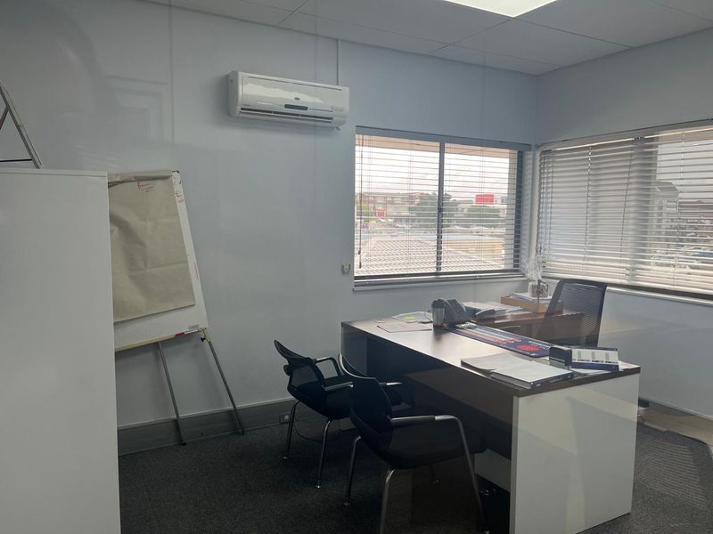 Secure office park offering exposure onto Cape Road! - Photo 7
