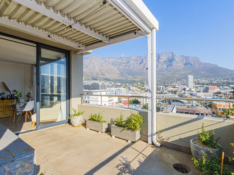 Immaculate 13th floor Mountain Facing Airbnb investment - Photo 7