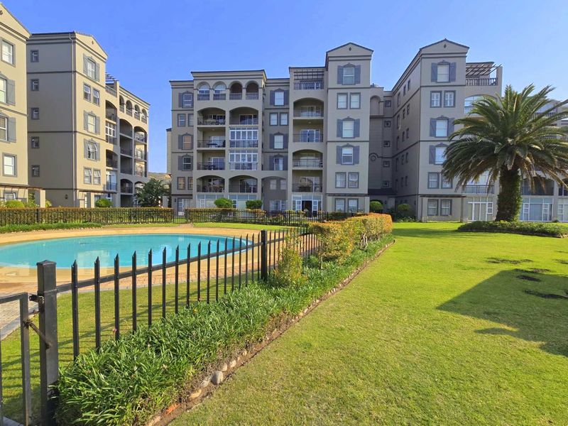 Charming Holiday Apartment Just Steps from the Beach - Photo 4