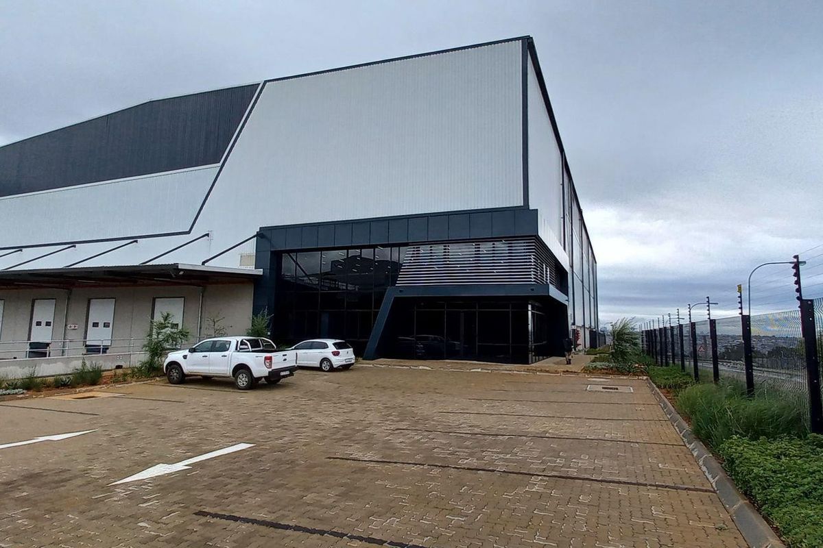 5 393m2 Meadowview Warehouse To Let - Photo 5