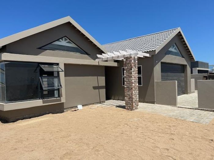 Property #2386996, House For Sale in Swakopmund Ext 14