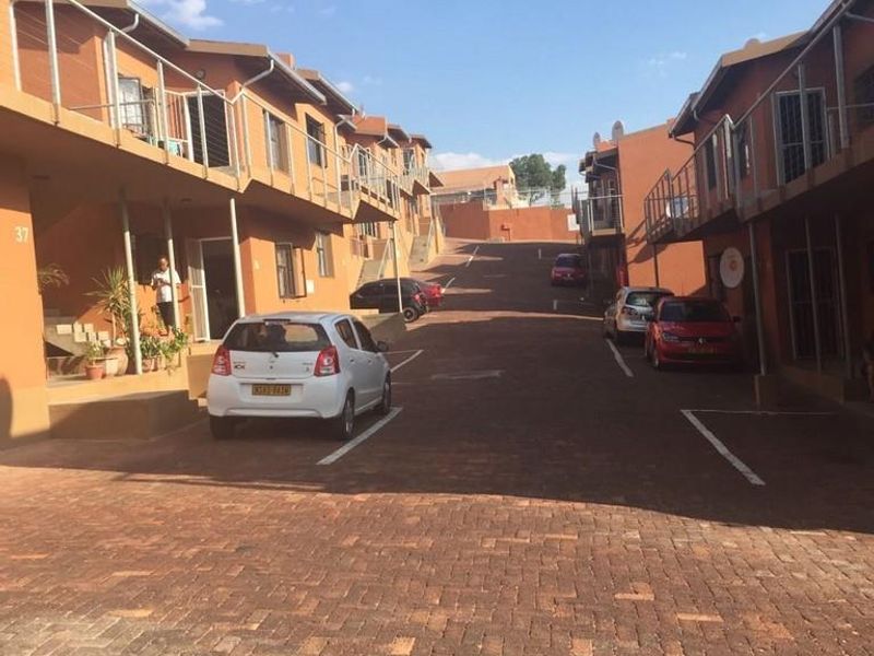 2-bedroom apartment for Sale - Photo 8