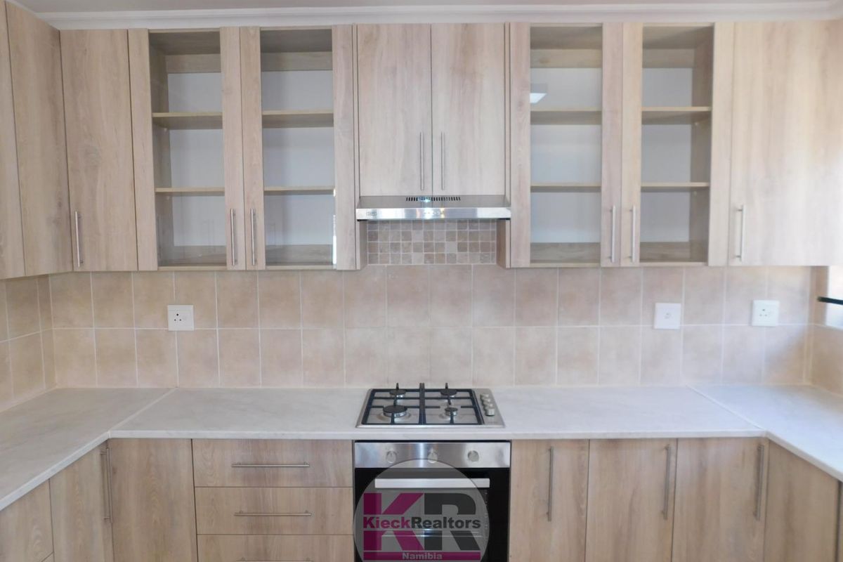 Henties Bay: Newly Renovated 3 Bedroom home For Sale - Photo 5