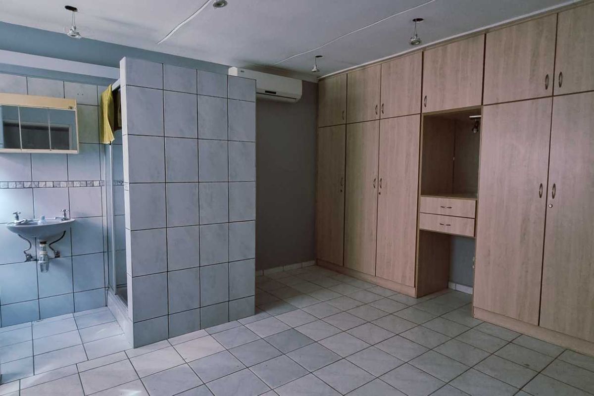 Khomasdal 3 bedroom house - Photo 4