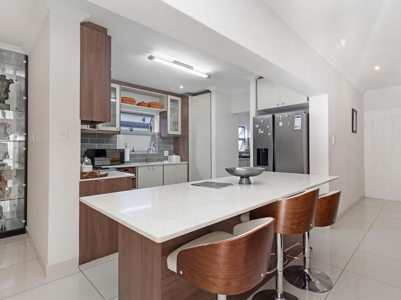 FAMILY HOME IS SAGEWOOD ESTATE - Photo 3
