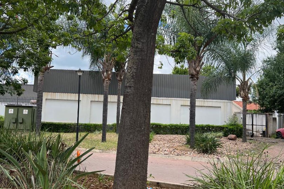 Pristine property for sale. - Photo 2