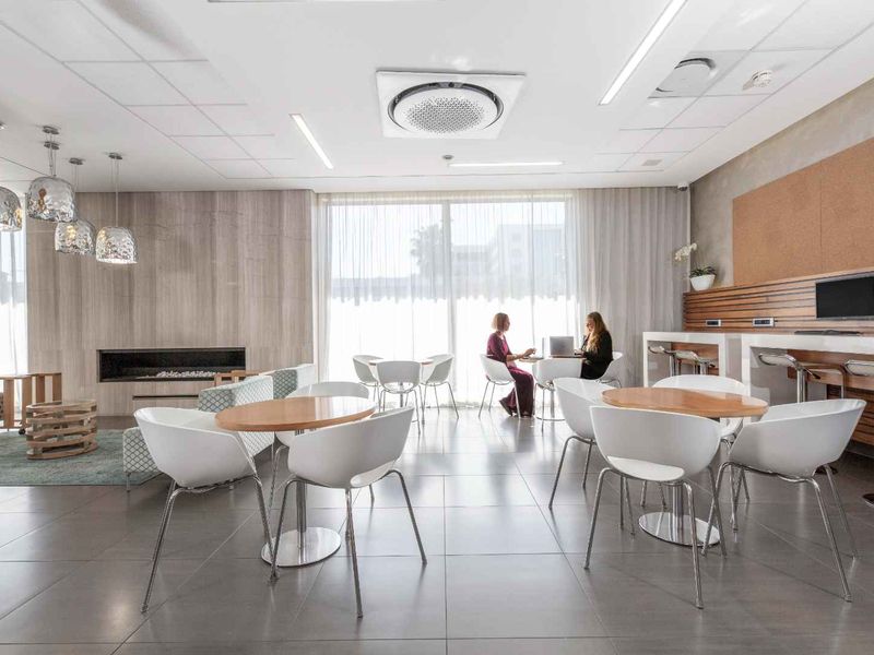 Open up to new business opportunities with workspace and virtual office in SPACES Century City - Photo 8