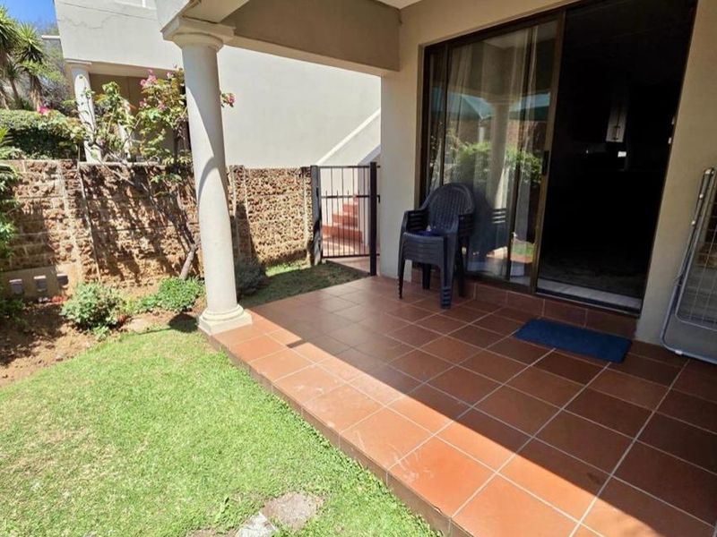 No transfer and bond costs.A perfect ground floor unit awaits you !!! - Photo 2