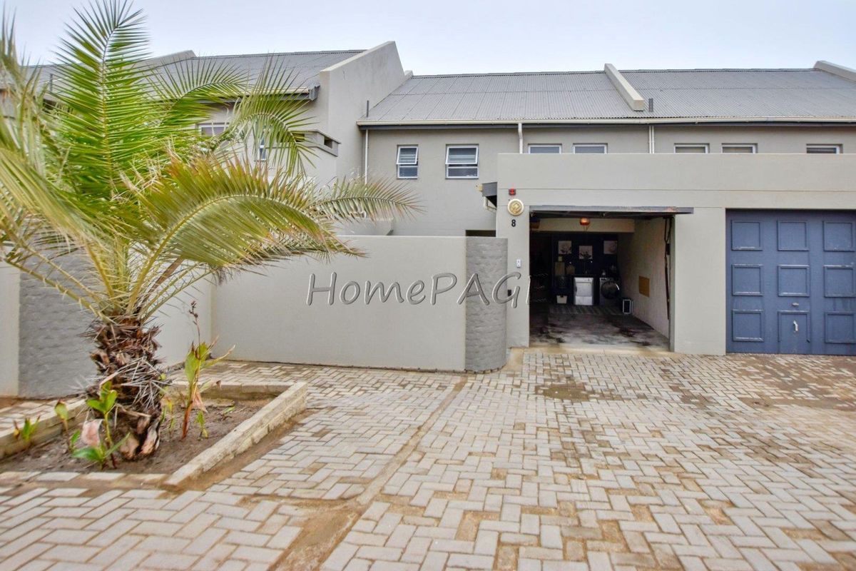 Vogelstrand, Swakopmund:  3 Bedr Unit in PEBBLE BEACH is for Sale - Photo 2