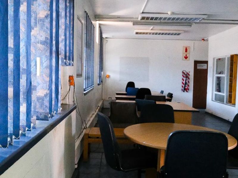 PRIME LOCATION - OFFICE BLOCK - HIGHVELD INDUSTRIAL PARK - Photo 6